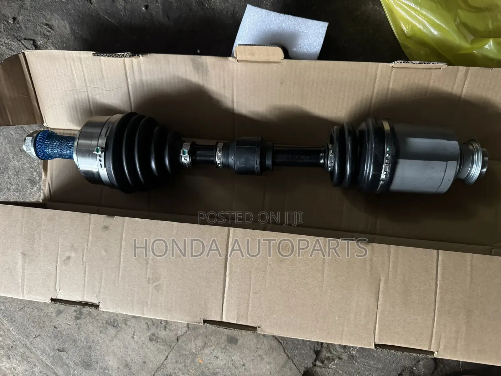 Honda Accord 2.0 Drive Shaft.