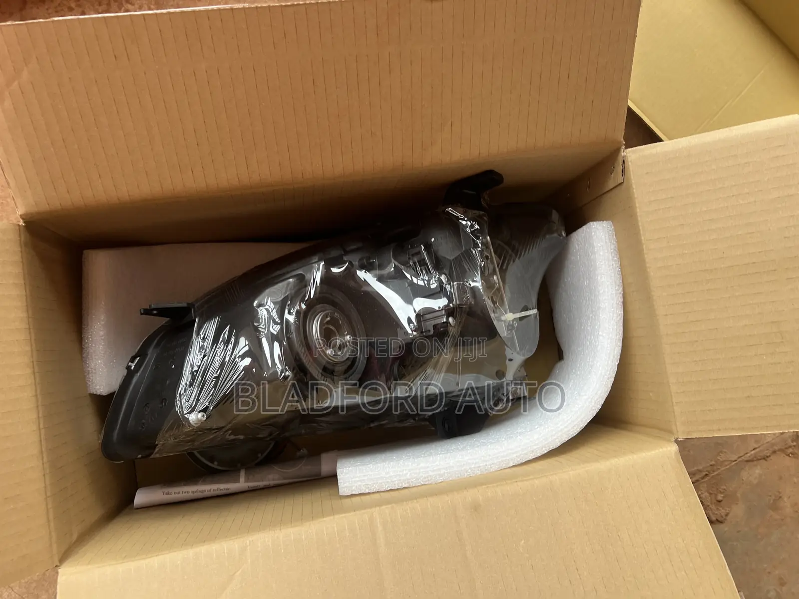 Altima 2005 Headlight Pair