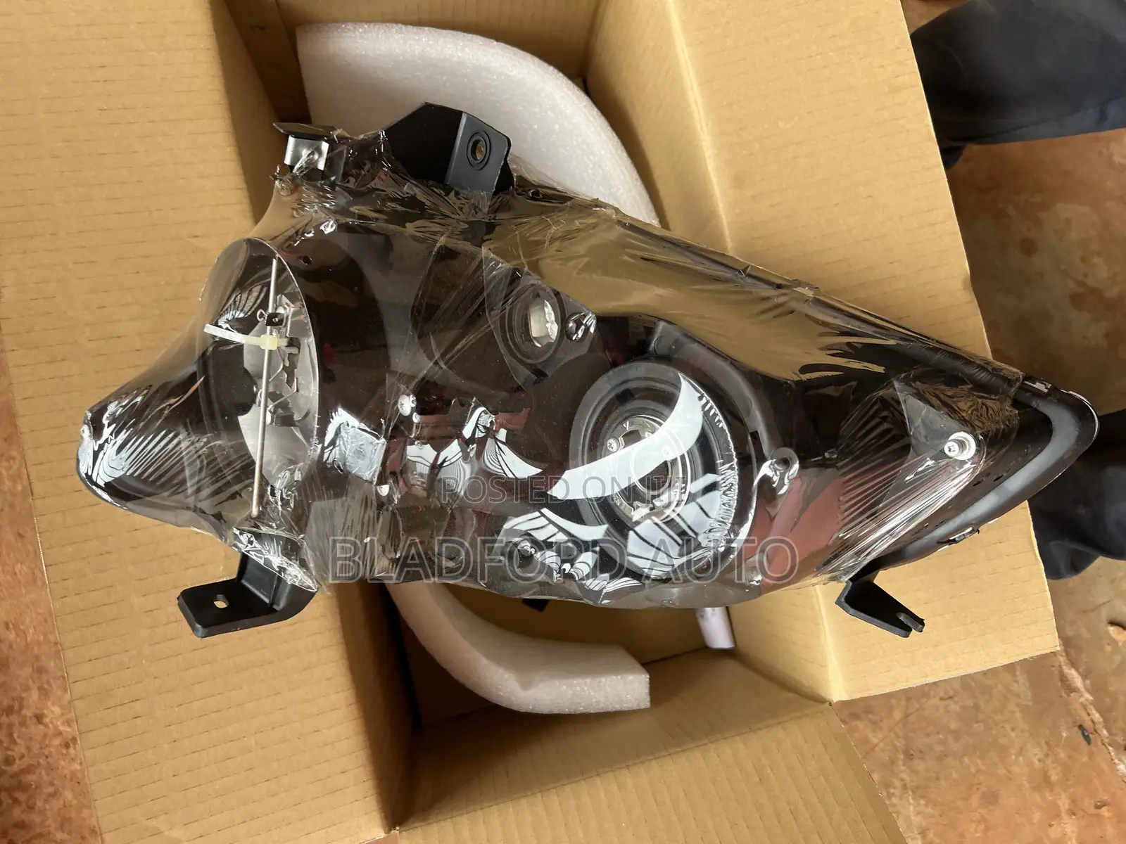 Altima 2005 Headlight Pair