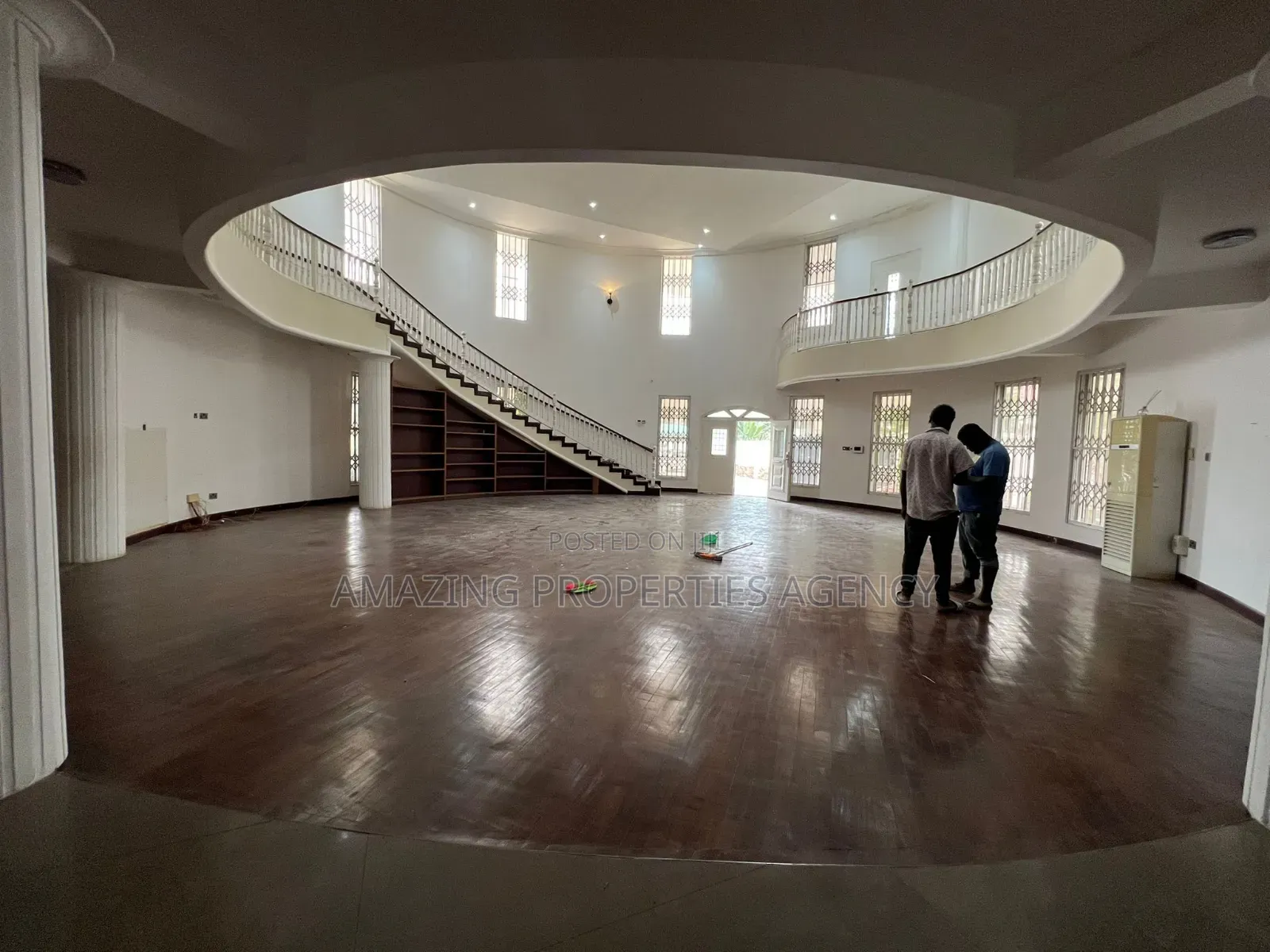 7bdrm House in East Legon for sale
