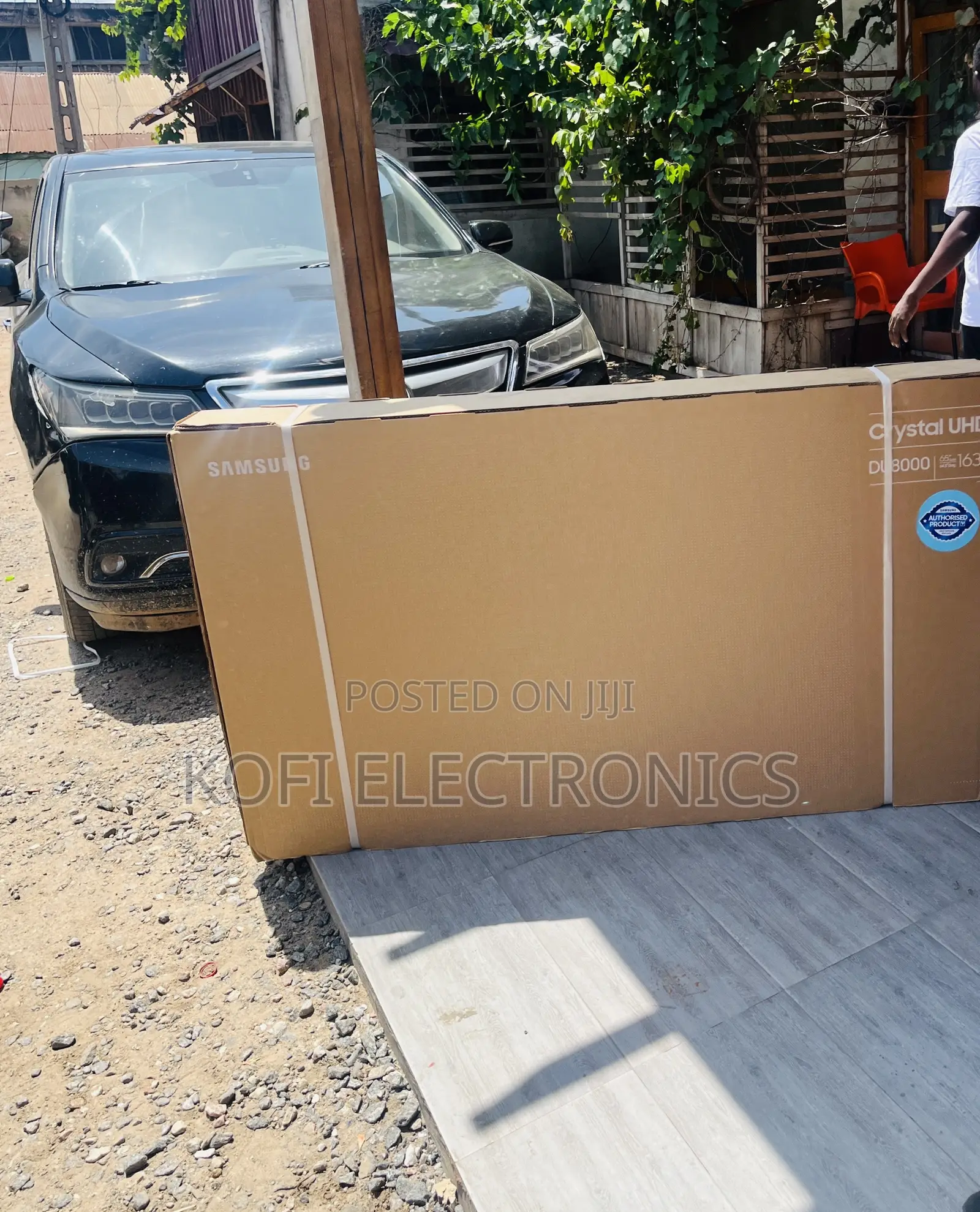 Fresh in Box Samsung Crystal Uhd Smart Tv(65ur800)Black