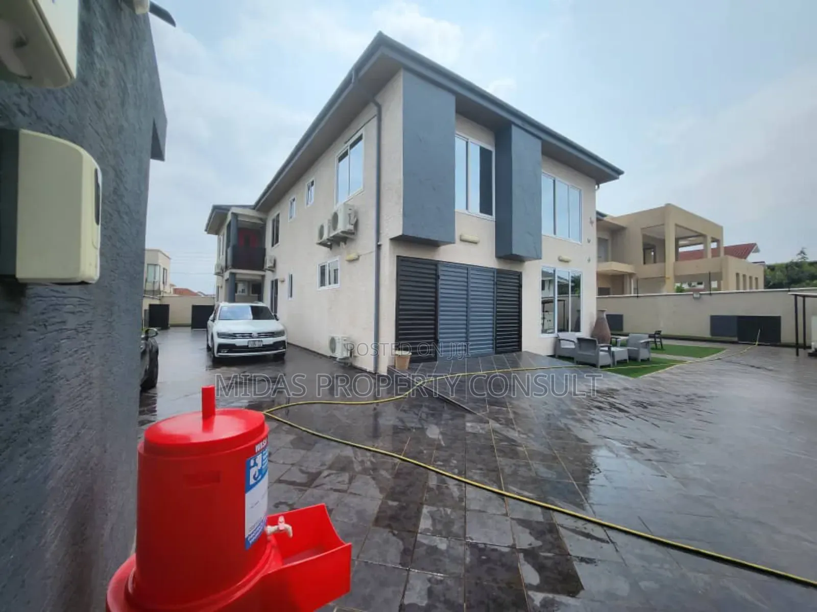 4bdrm House in Airport Hills for sale