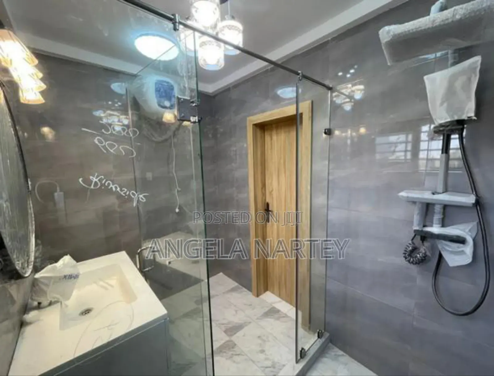 4bdrm House in Community 18 Spintex for sale