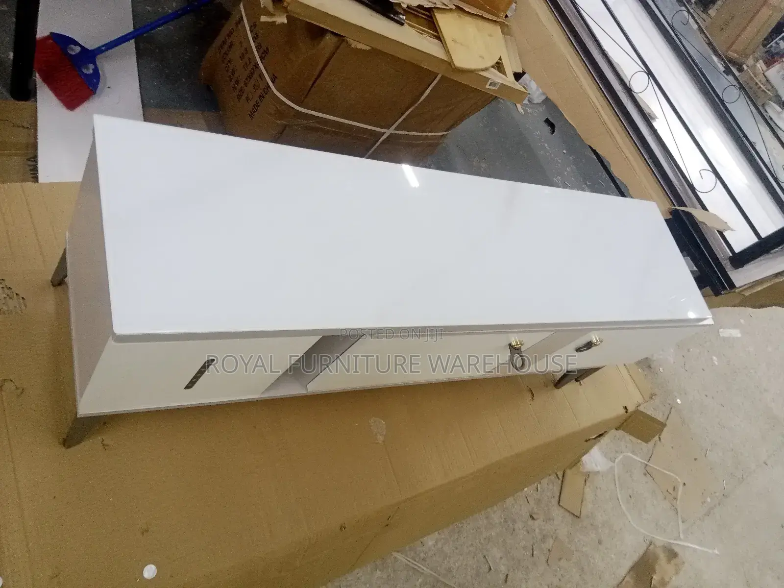 Foreign Type Extendable Tv Stand for Living Room