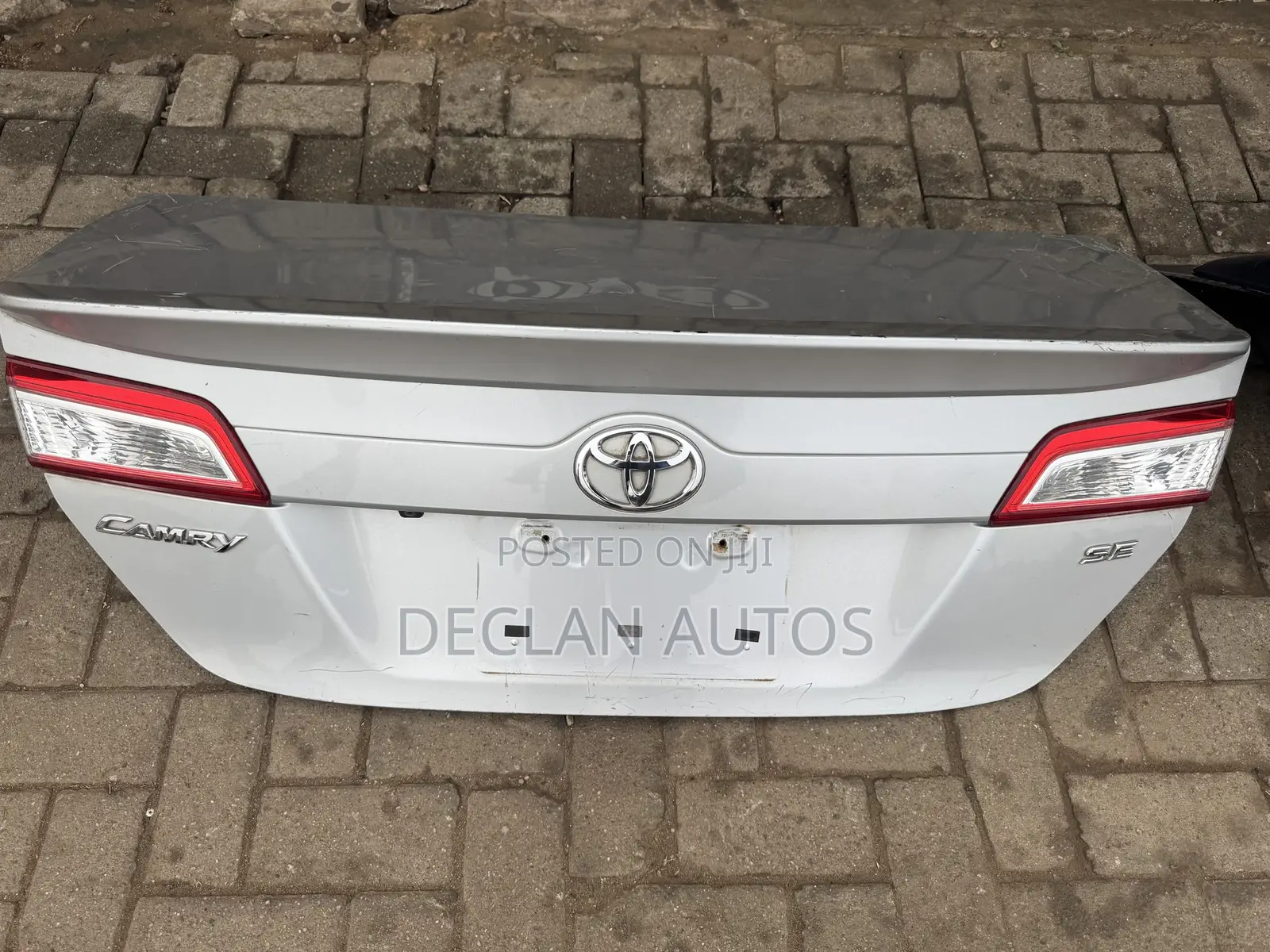 2012-14 Toyota Camry Complete Trunk Lid W/Rear View Camera