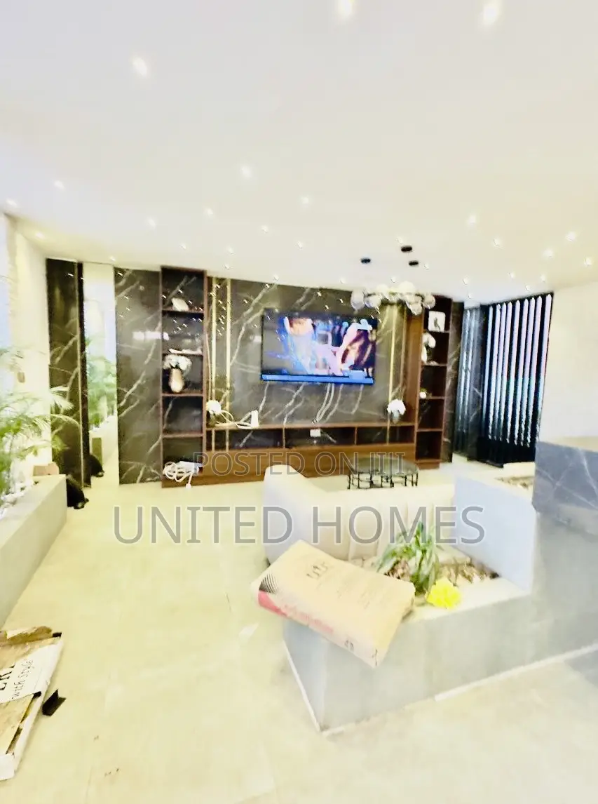 Furnished 6bdrm House in Cantonments for sale