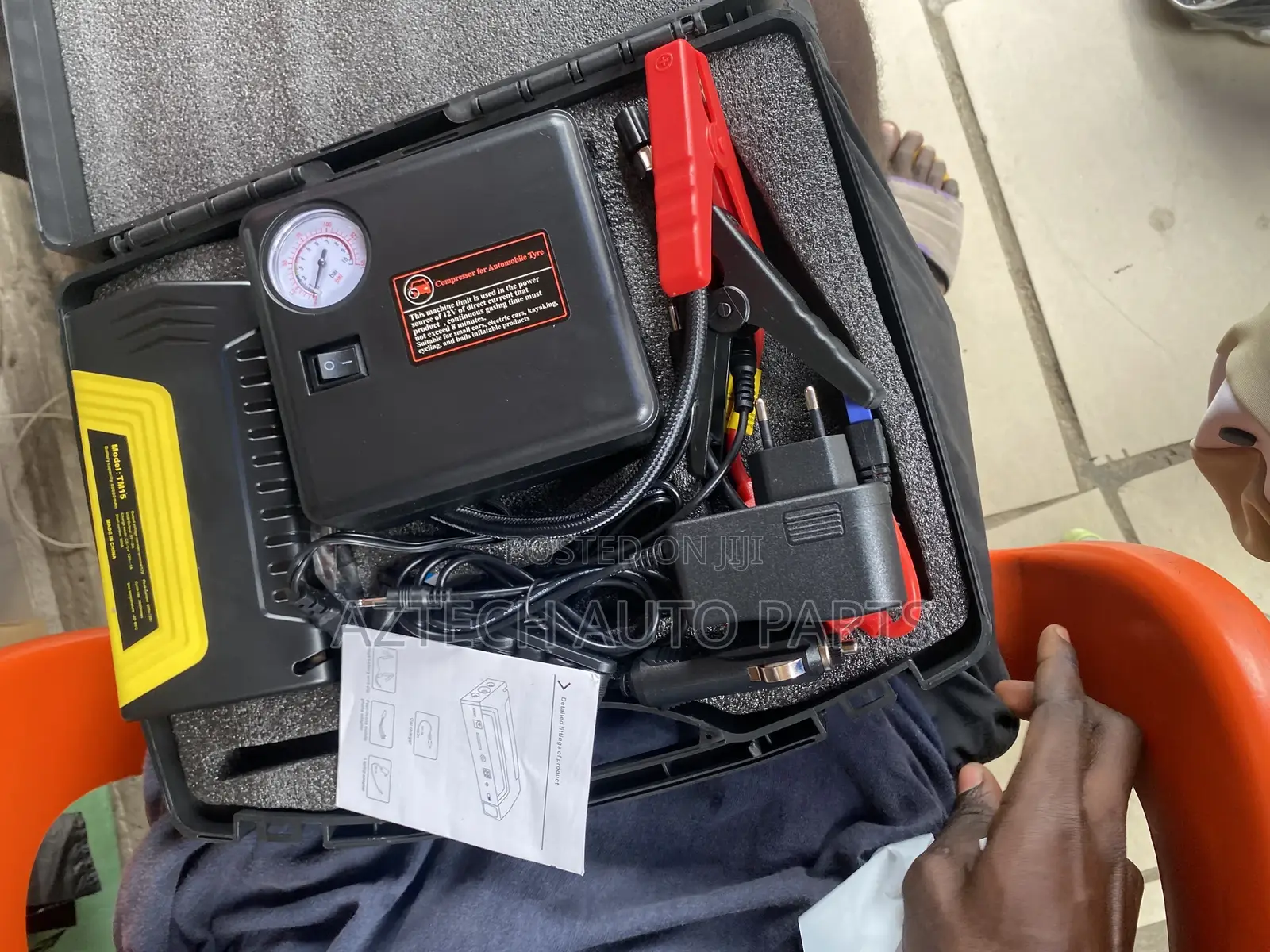 Car Jump Starter With Tyre/ Tire Inflator