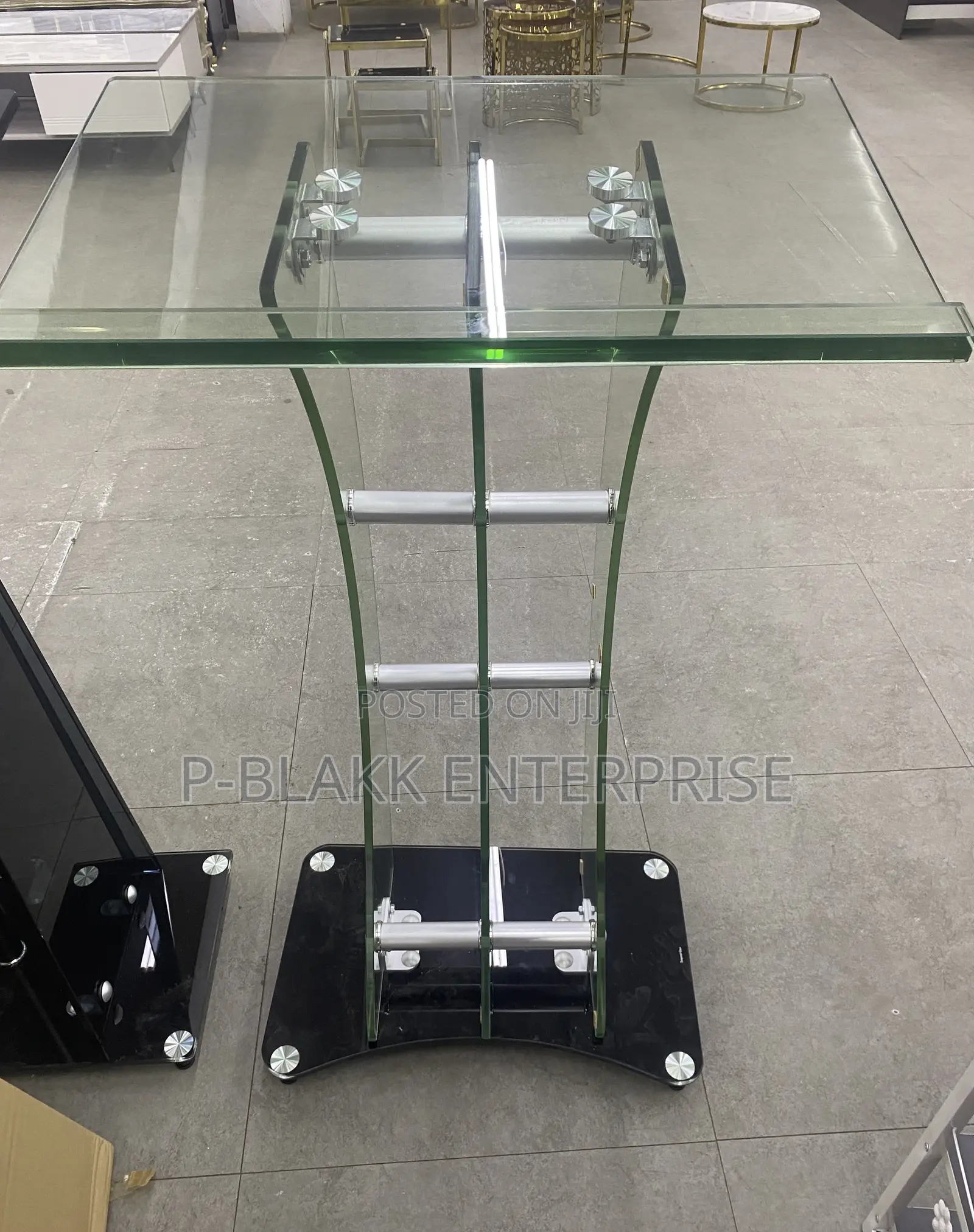 Plain Glass With Black Base Glass Pulpit