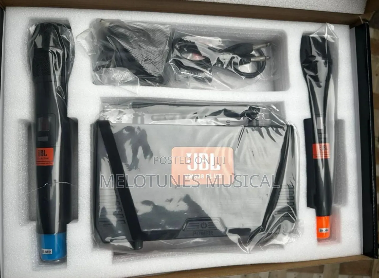 JBL Vm888 Plus Professional Wireless (Uhf-System) Microphone