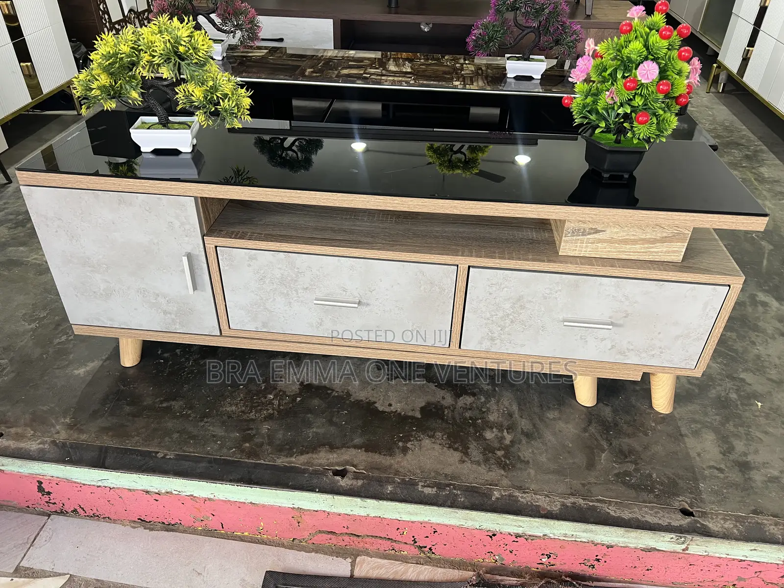 1.4m Tv Stand/Console