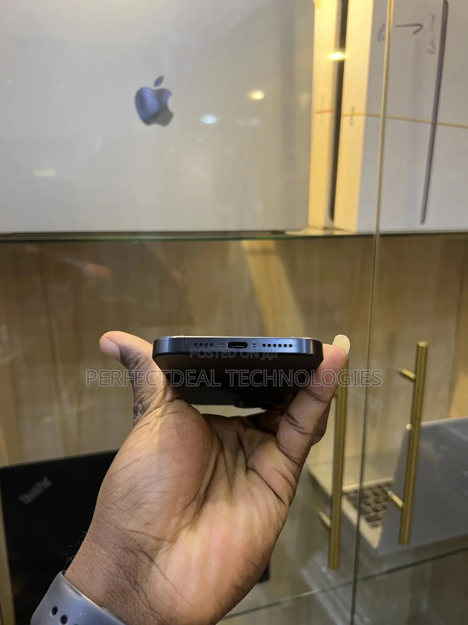 New Apple iPhone 15 Pro Max 256 GB Black
