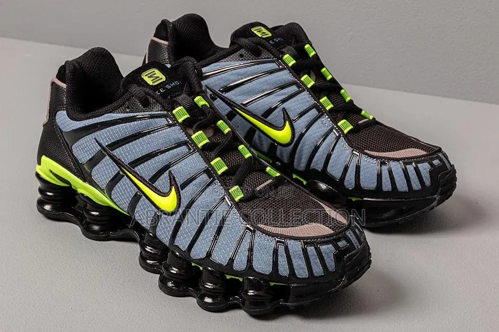 Authentic Nike Runner Shox Sneakers