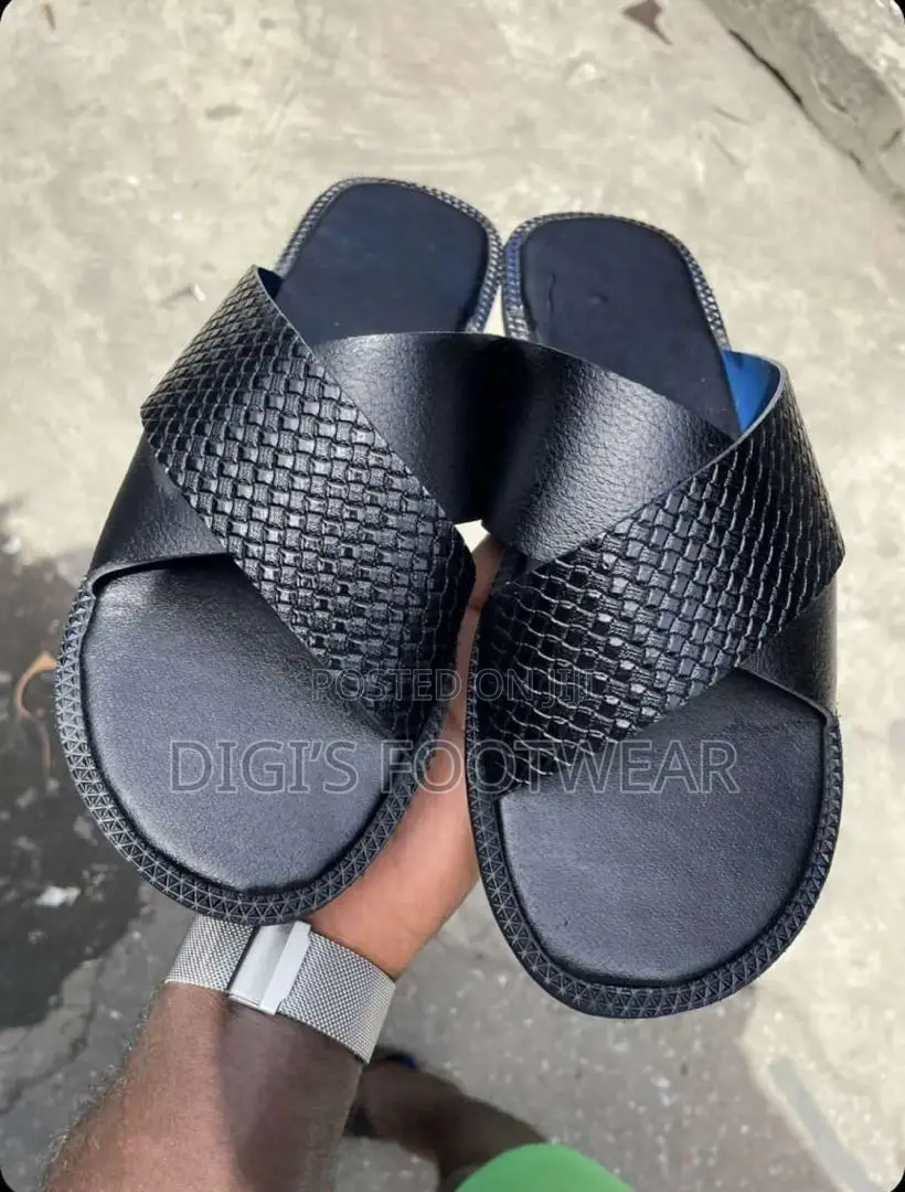Half Plain Leather Half Mat Leather Slipper