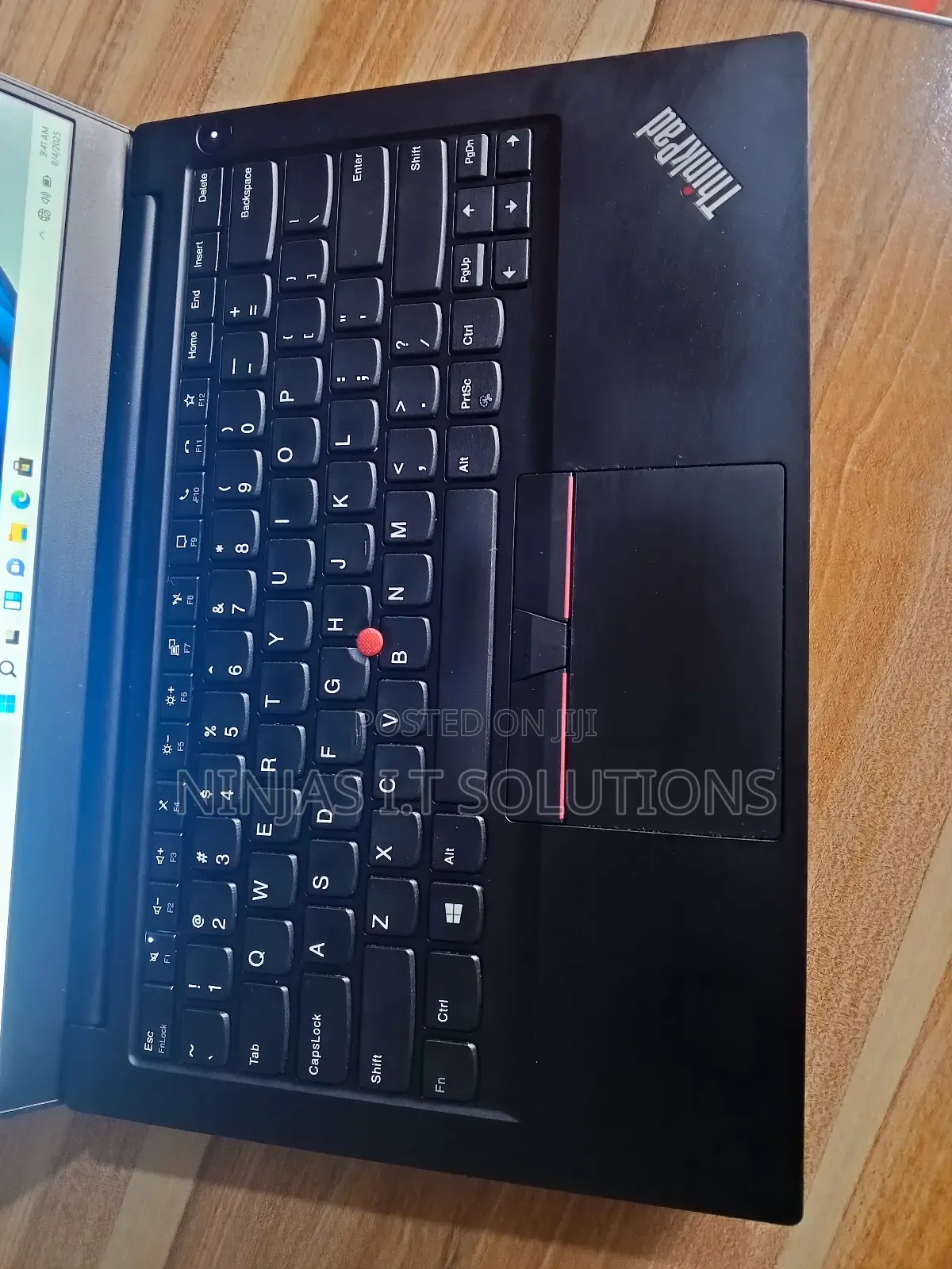 Laptop Lenovo ThinkPad E14 Gen 4 8GB AMD Ryzen 5 SSD 256GB