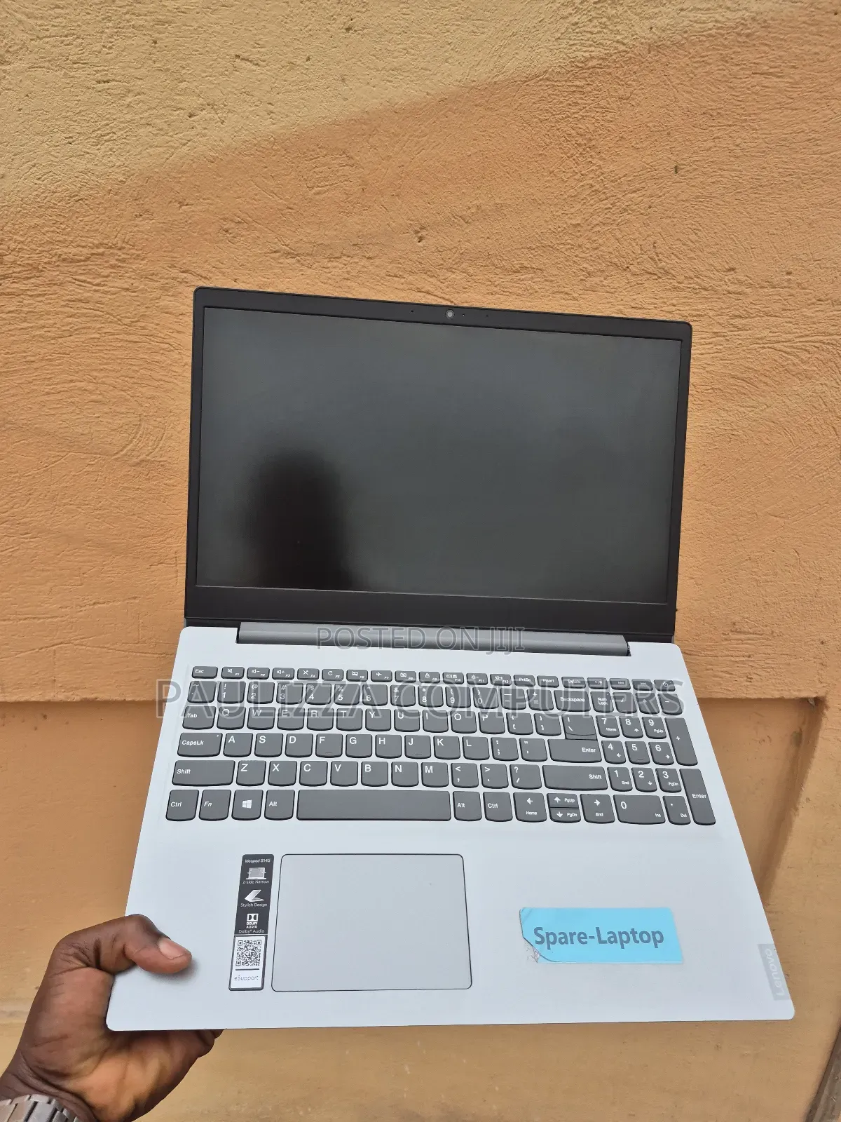 Laptop Lenovo IdeaPad 130 8GB Intel Core i7 HDD+SSD 256GB