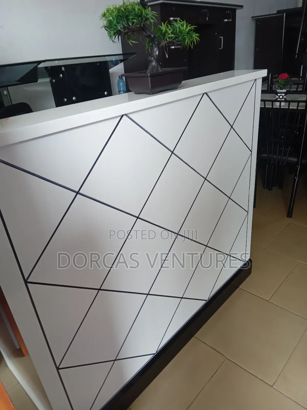 Cluster of School Reception Desk