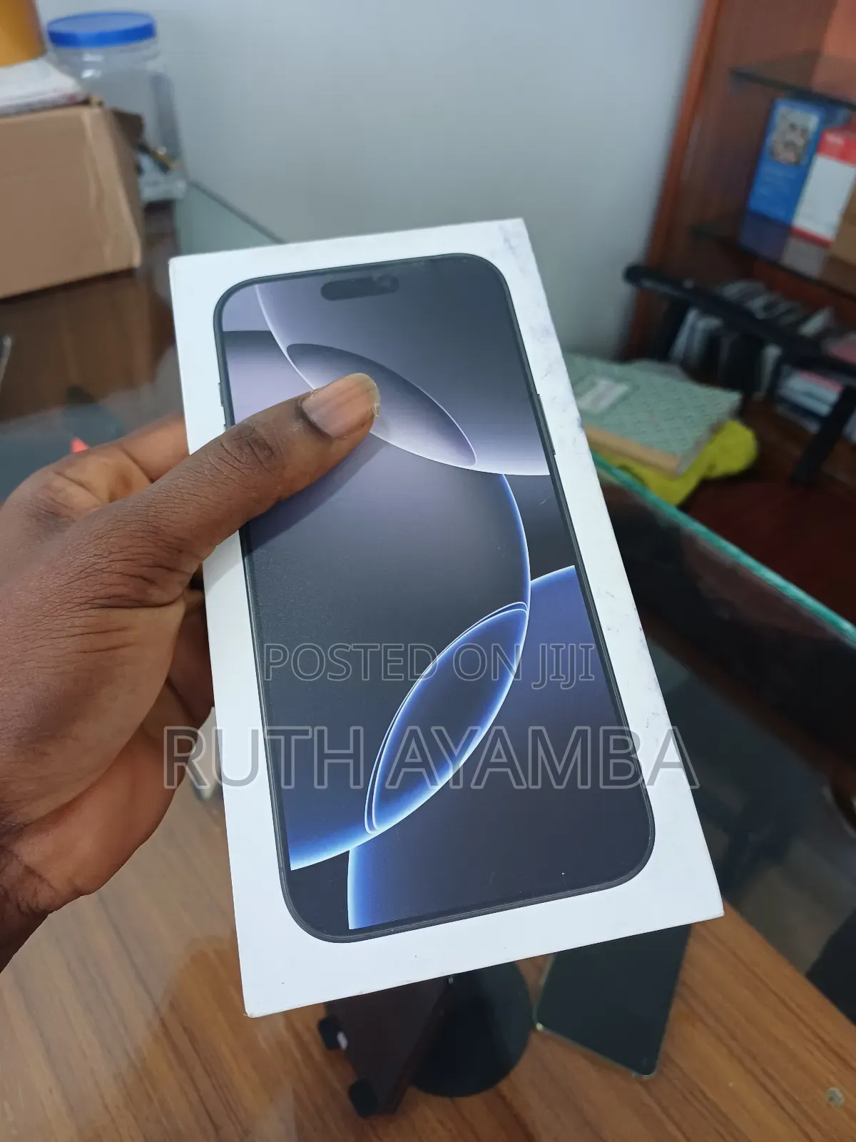 New Apple iPhone 16 Pro Max 256 GB Gray
