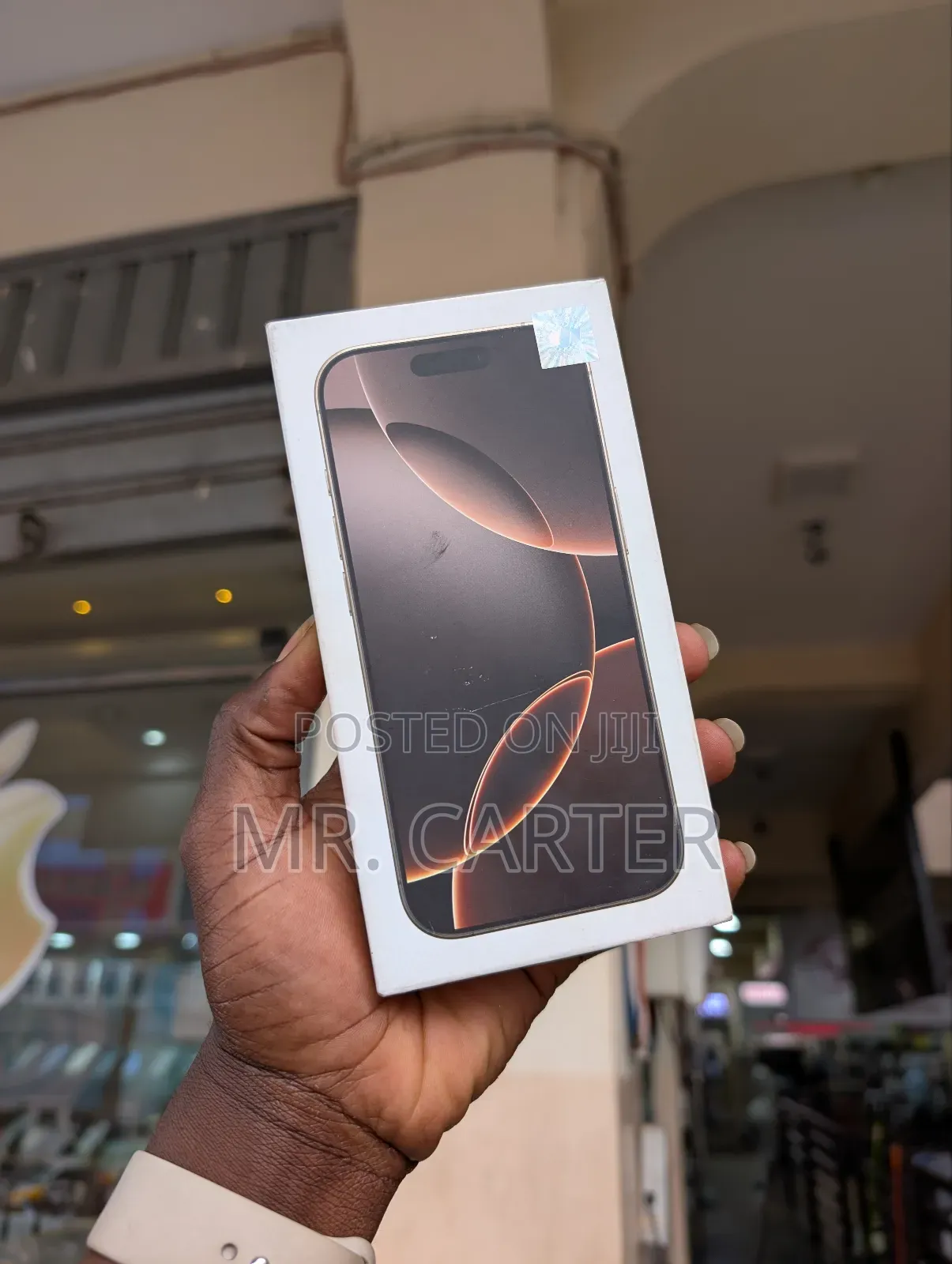 New Apple iPhone 16 Pro 128 GB Gold