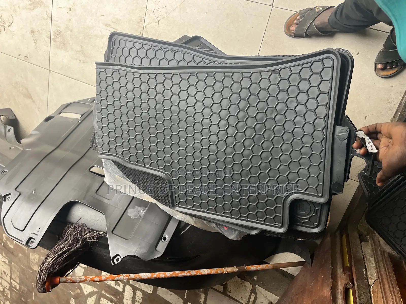Hyundai Santafe Original Floor Carpet or Mat