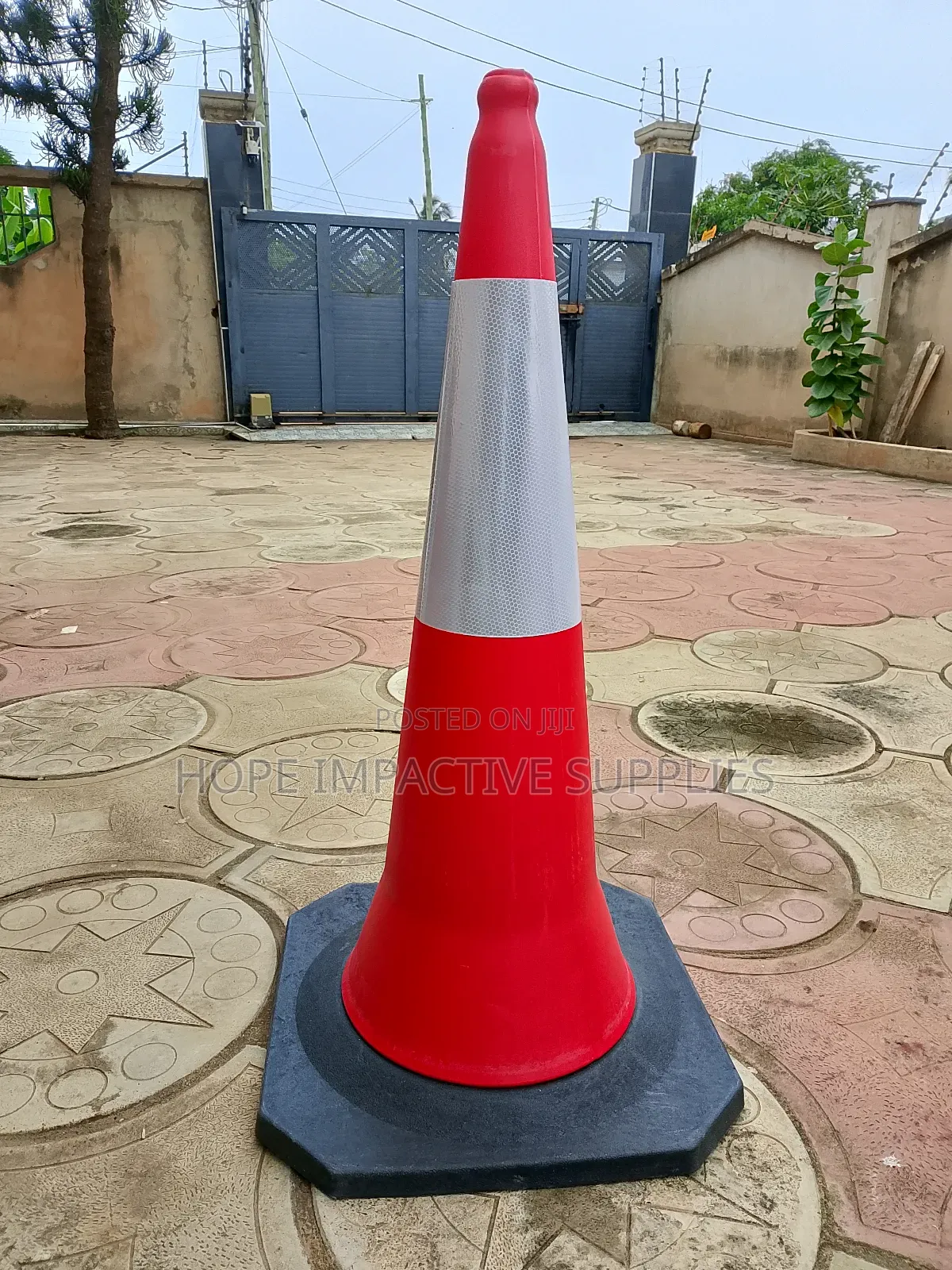 Big Safety Cones - 40" Height(With Heavy Seat).