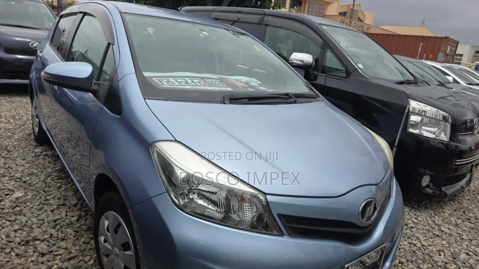 Toyota Vitz 1.3 AWD 5dr 2012 Blue