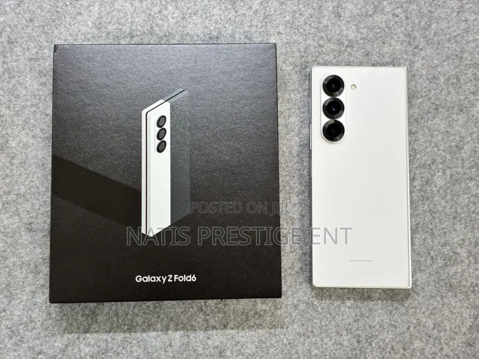 New Samsung Galaxy Z Fold6 256 GB Gold