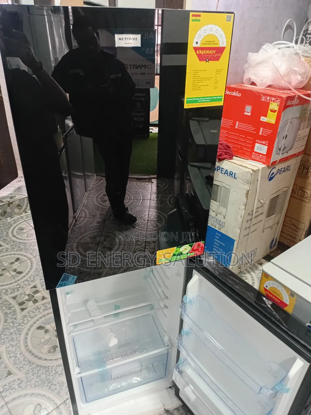 Incredible 3 Stars Westpool Fridge Freezer Model Wp135a