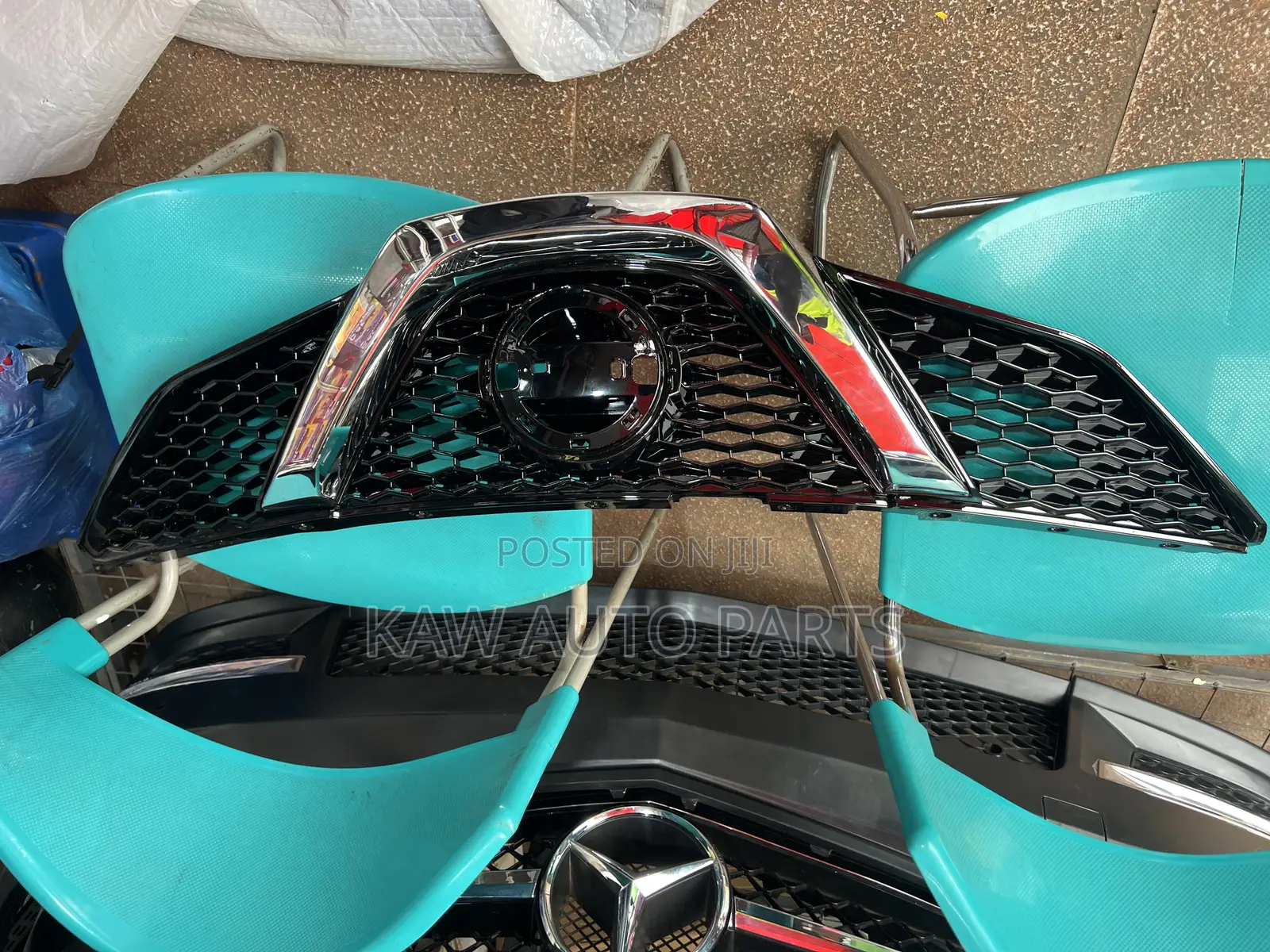 2014,2015,2016,2017,2018,2019,2020 Front Grille For Nissan Qashqai