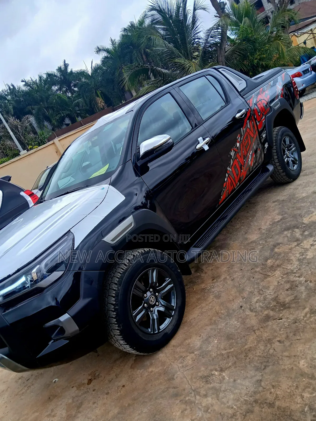 New Toyota Hilux 2025 Black