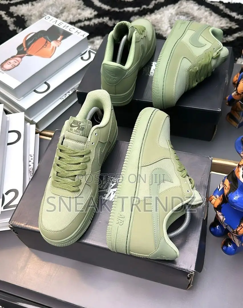 Original Nike Air Force 1 Lite Green