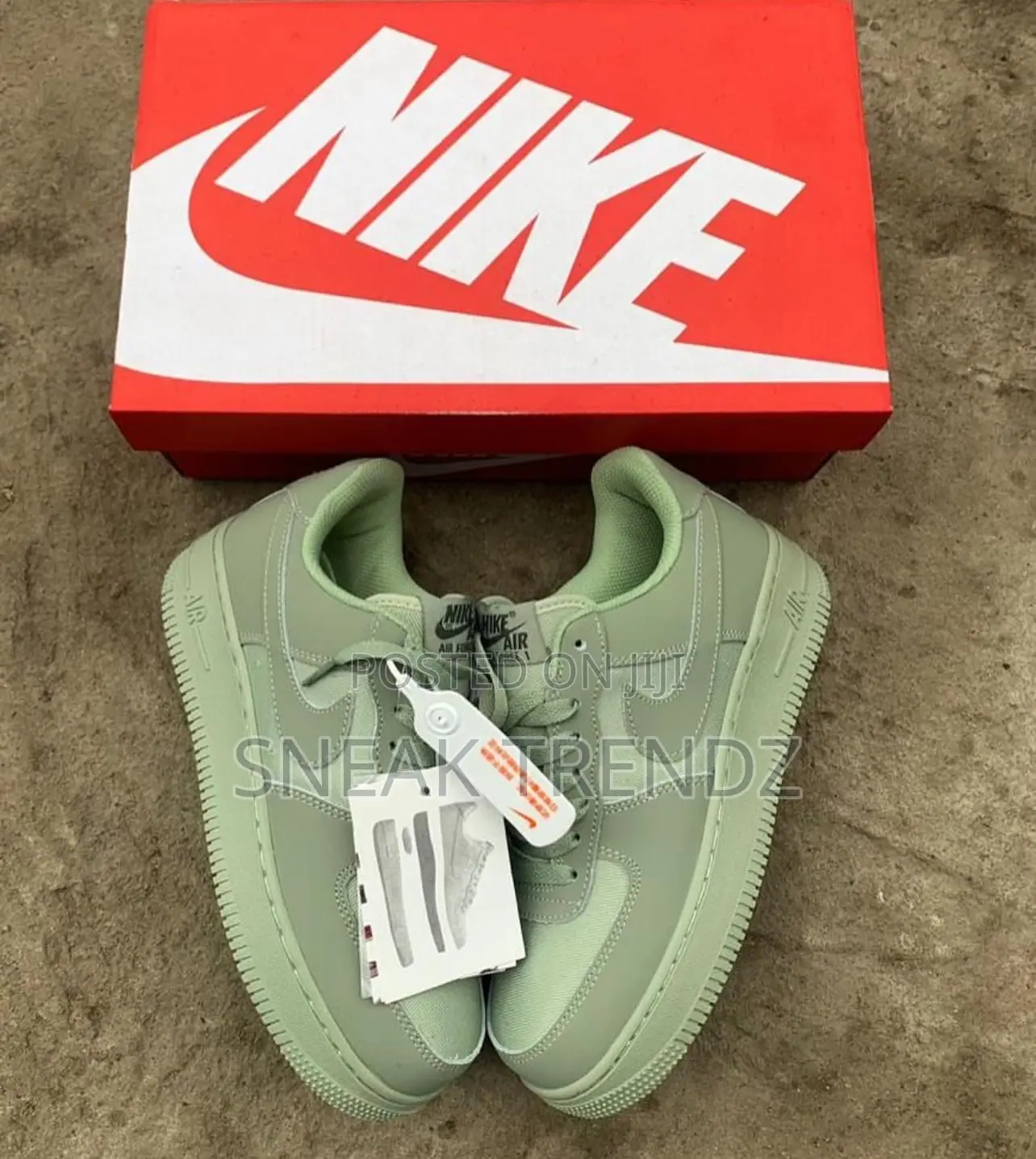 Original Nike Air Force 1 Lite Green