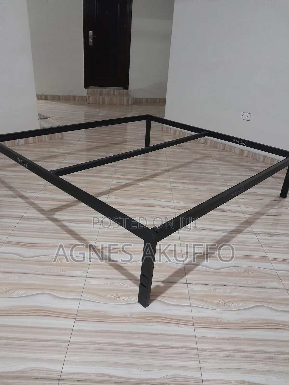 Kings Size Metal Bed.