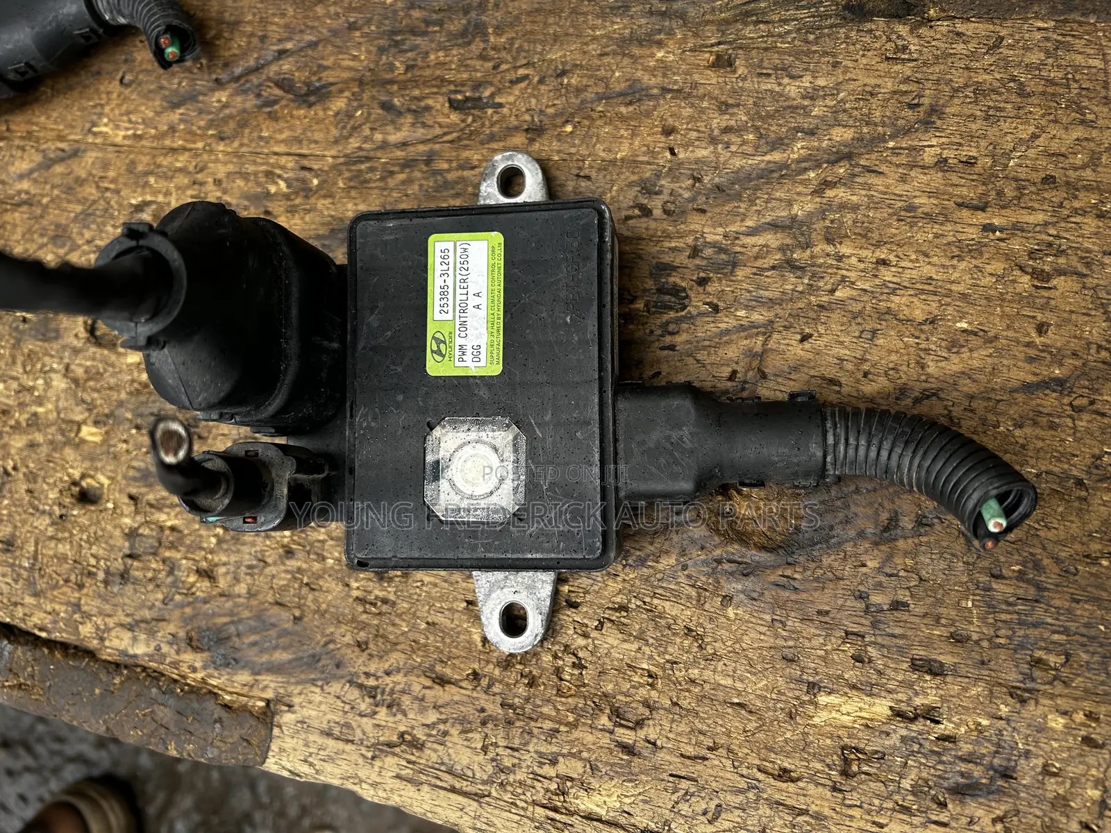Kia Sorento/Santafe/Veloster Fan Regulator/Resistance Controller