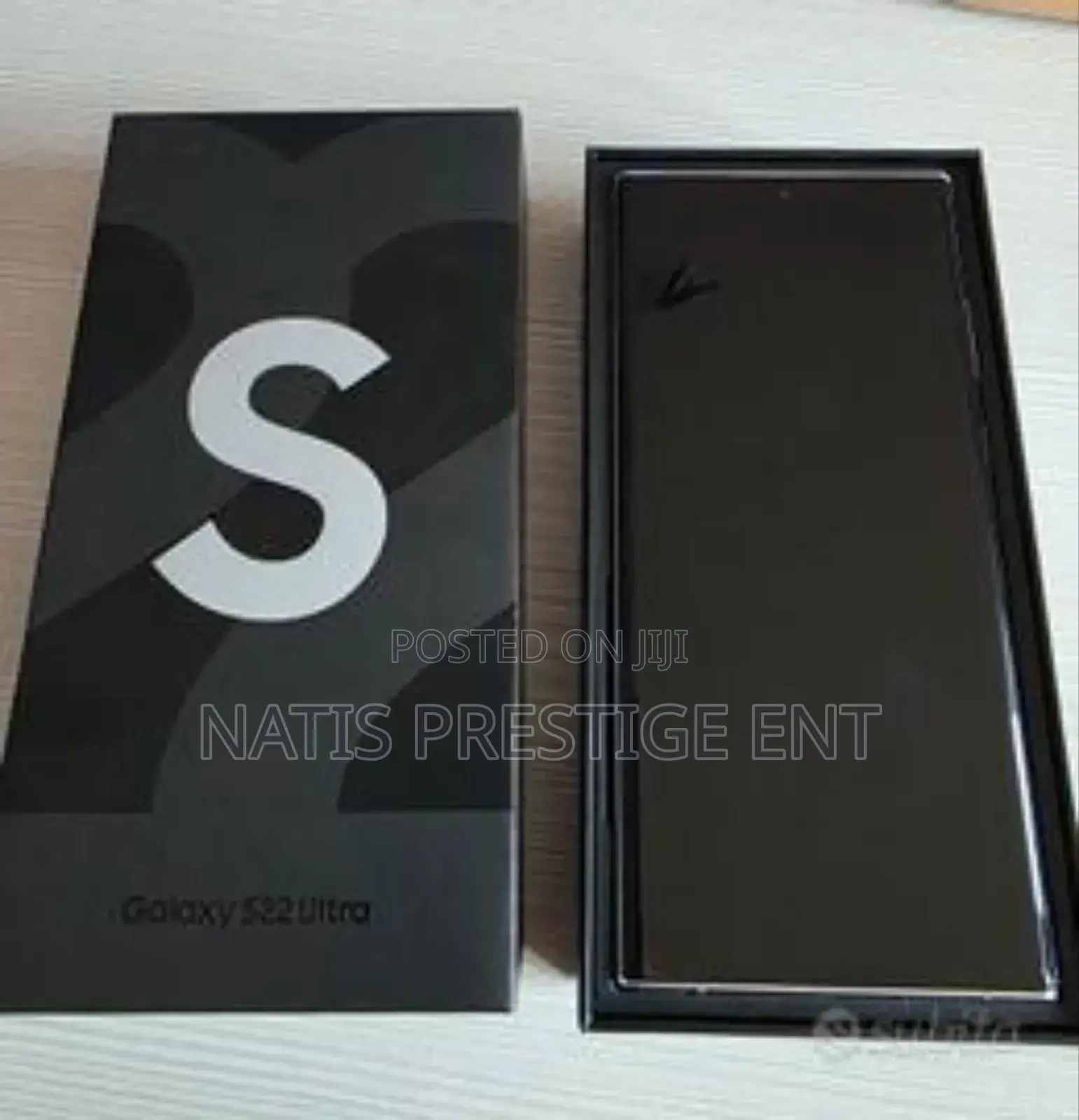 New Samsung Galaxy S22 Ultra 5G 1 TB Black
