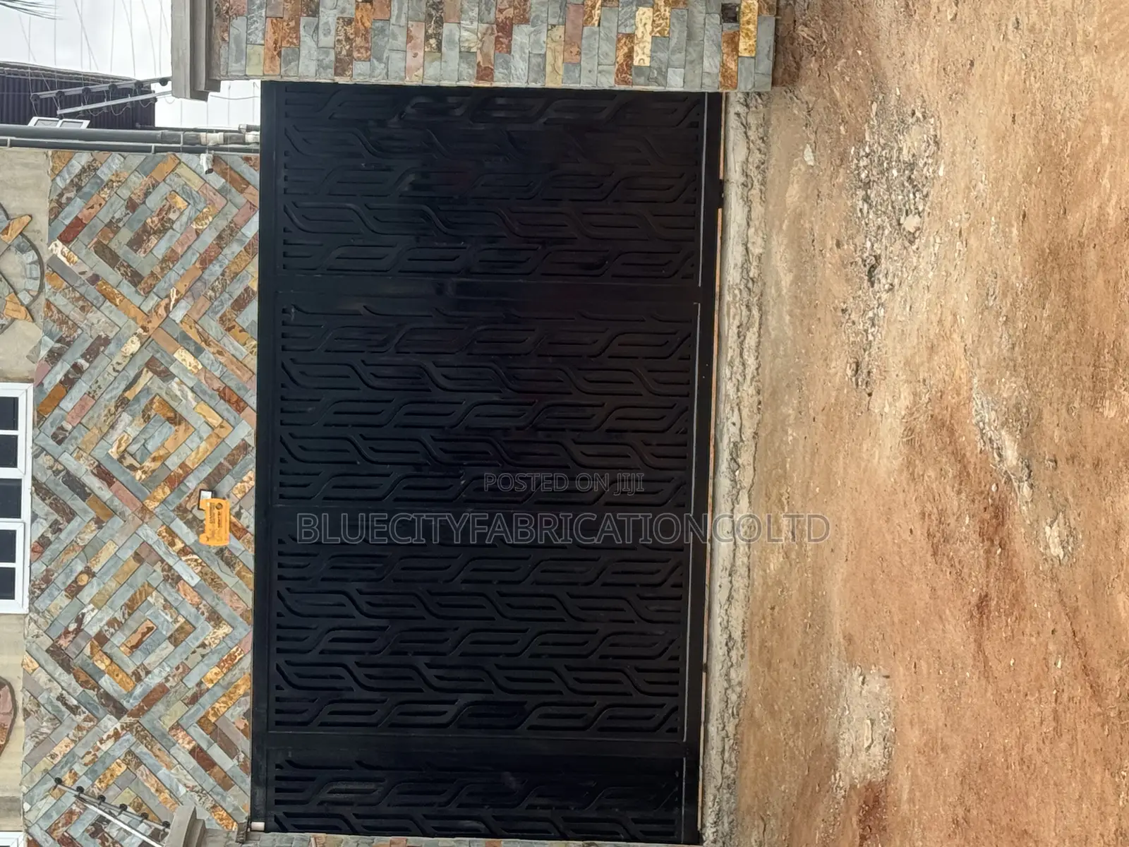 Sliding Gate