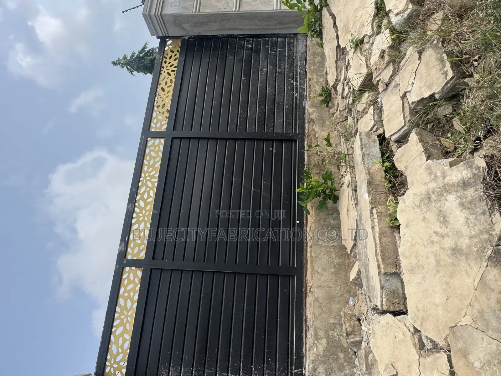 16ft Main Gate With Small Door in It
