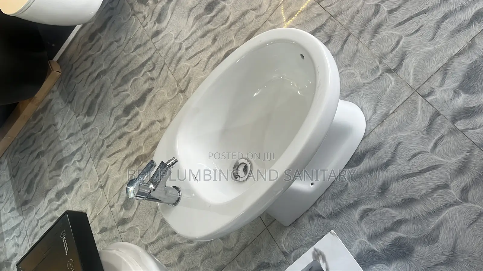 Bidet (Wc)Complete With Tap