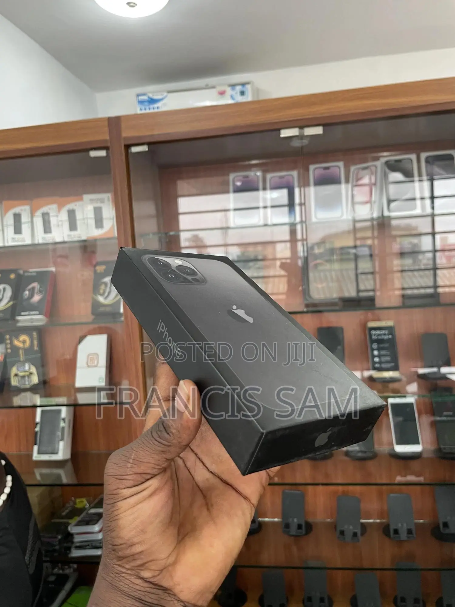 New Apple iPhone 13 Pro Max 128 GB Bronze
