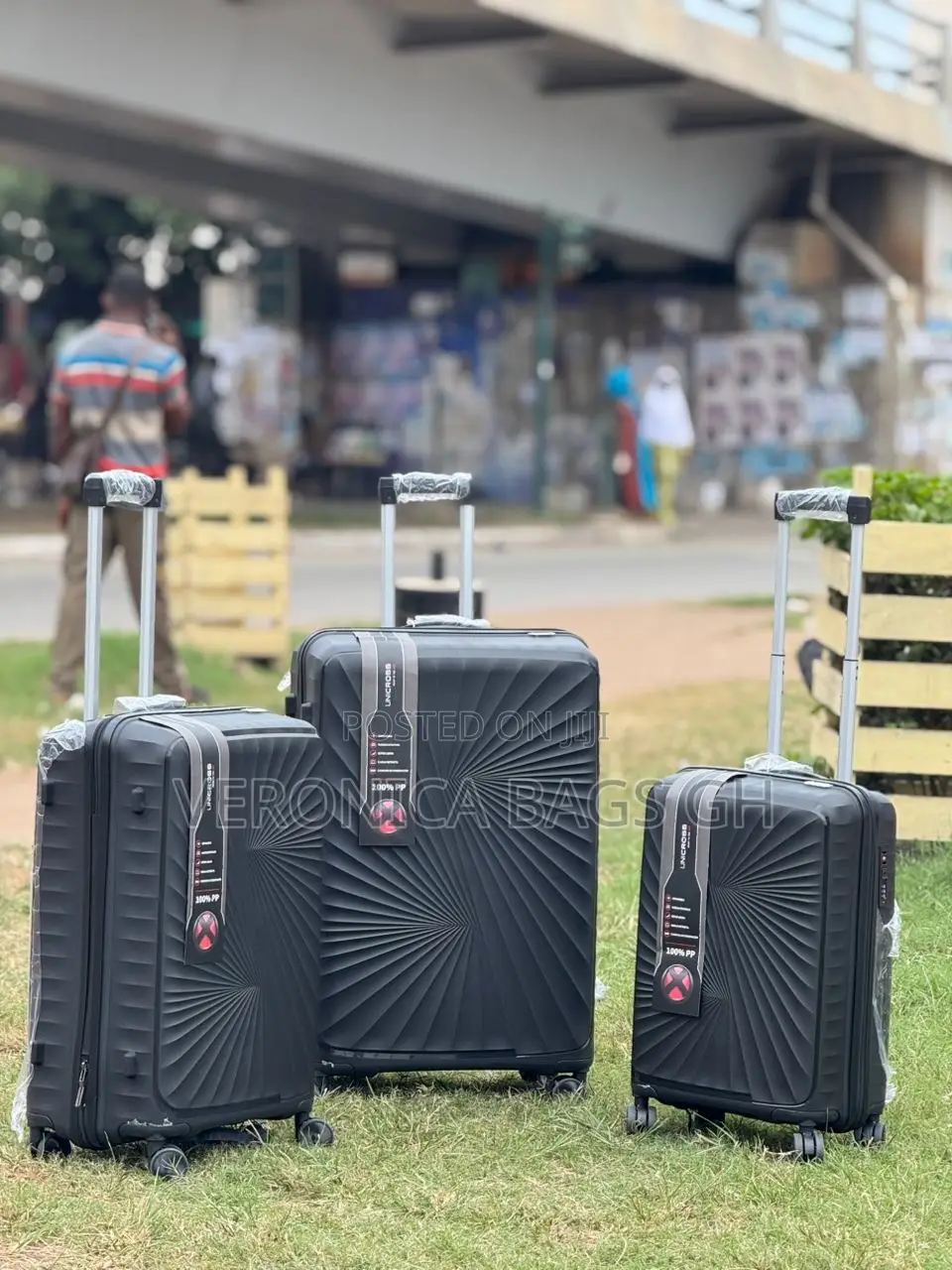 Trolling Traveling Luggage