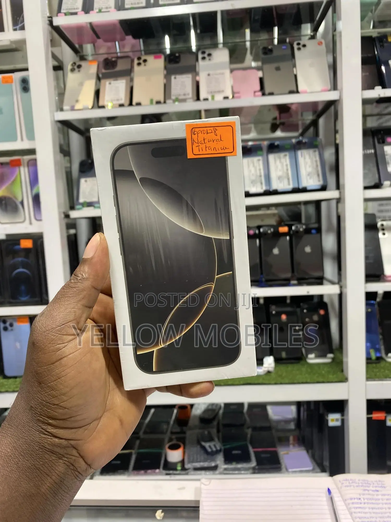 New Apple iPhone 16 Pro 128 GB Gold