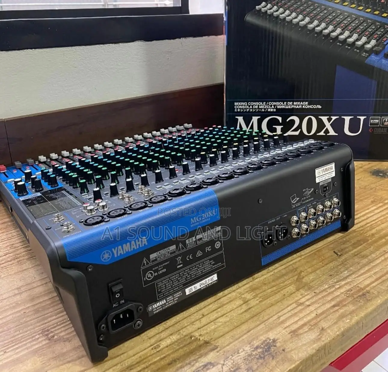 Yamaha Mg20xu 20 - Input Mixer With In-built Fx