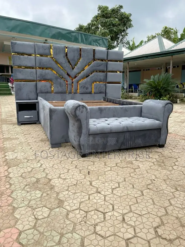 Stylish Foreign Queen Size Bed With 2 Side Drawers And A Long Seat