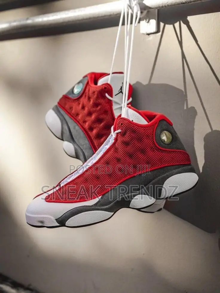 Air Jordan R13 Red