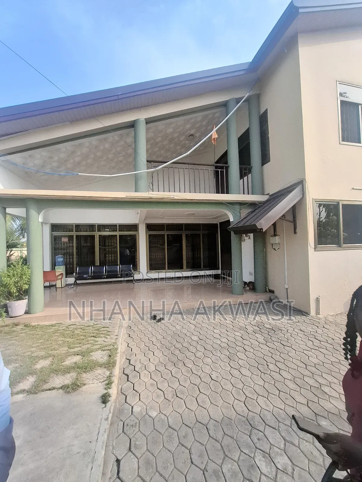 6bdrm House in Community 6, Tema Metropolitan for rent
