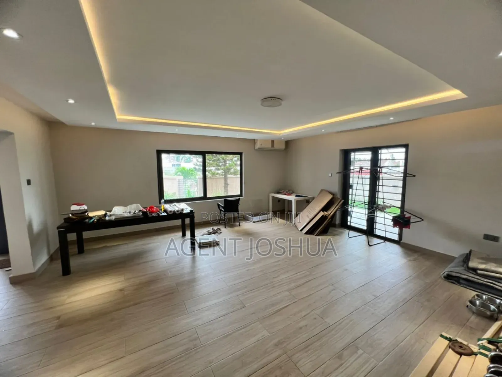 5bdrm House in Marivielle Home, Manet Junction for rent