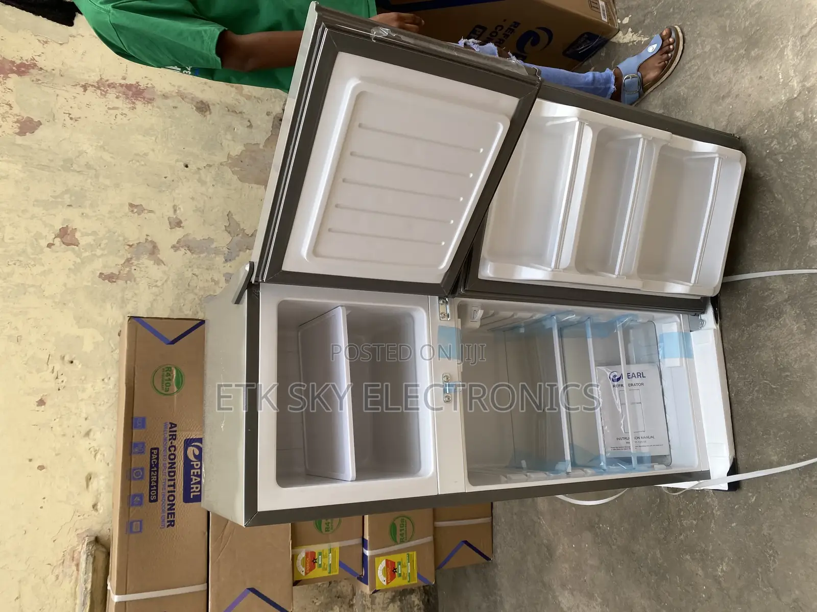 Rousing Pearl Double Door Fridge