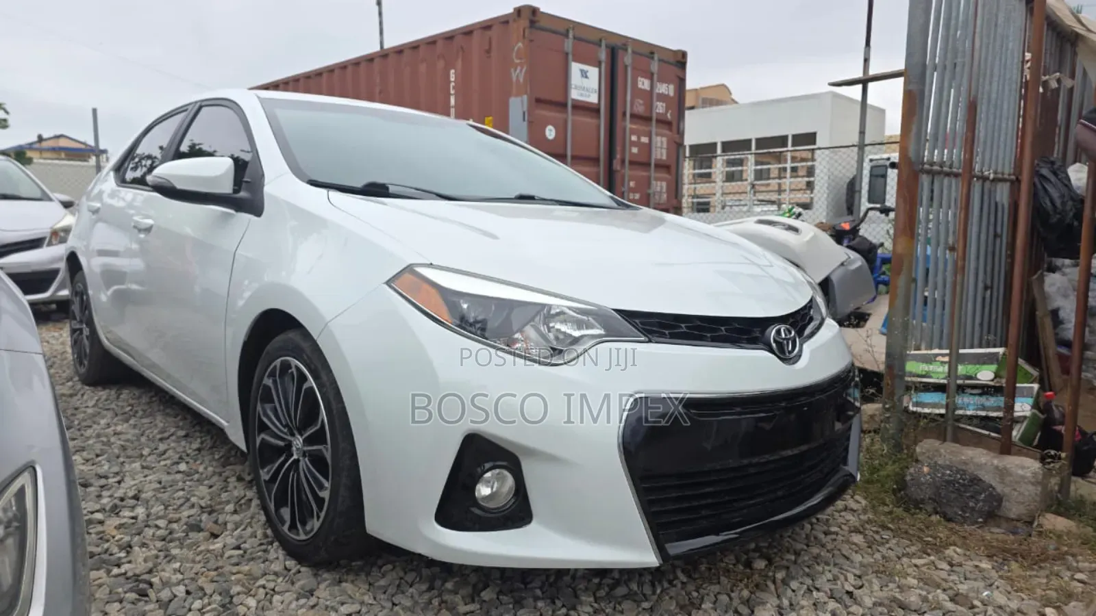 Toyota Corolla S 4dr Sedan (1.8L 4cyl CVT) 2016 White