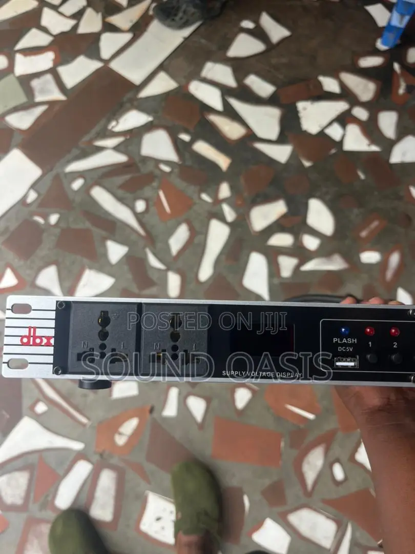 DBX 10 Outlet Power(Sequencer) With Air Breaker(Surge Protector)