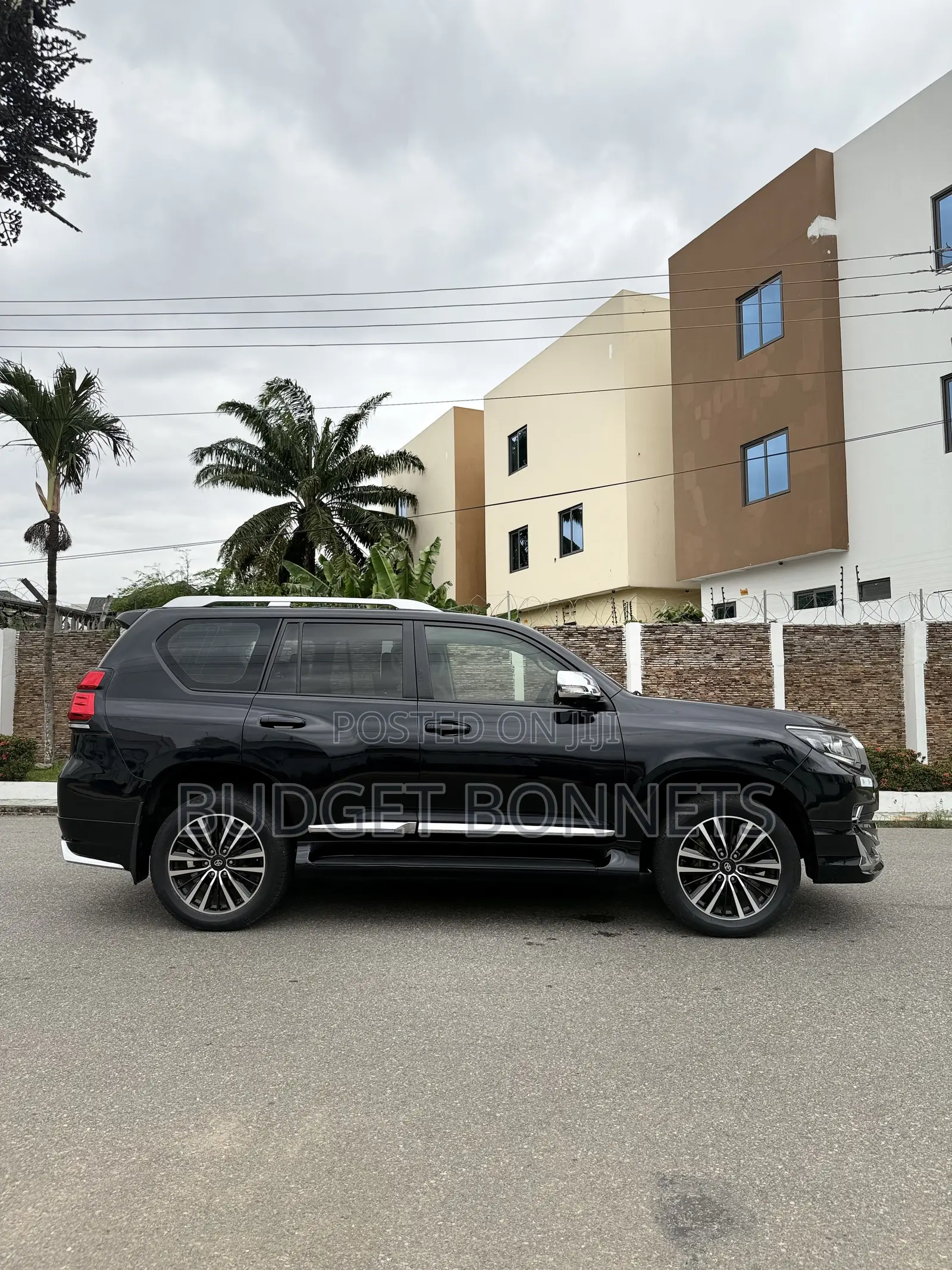 Toyota Land Cruiser Prado 2.7 2020 Black