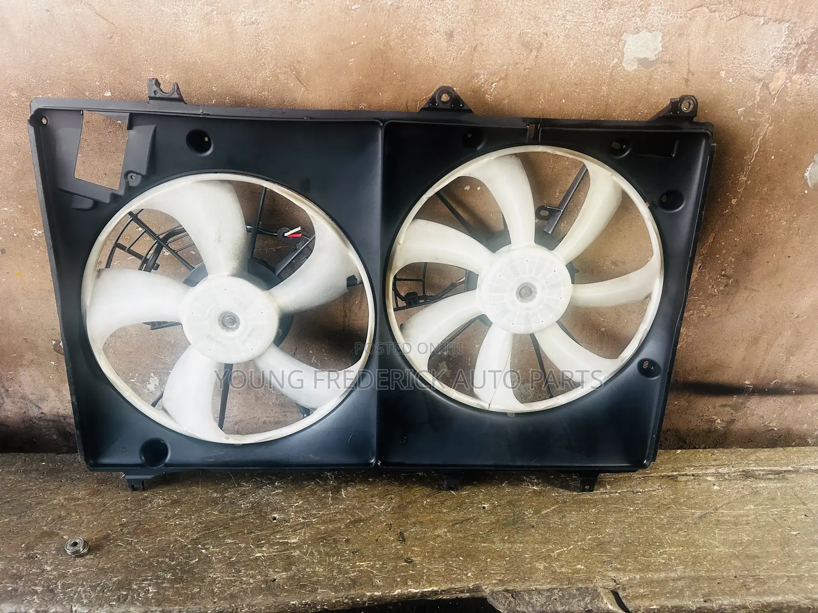 Toyota Highlander 2008 2009 2010 Radiator Fan
